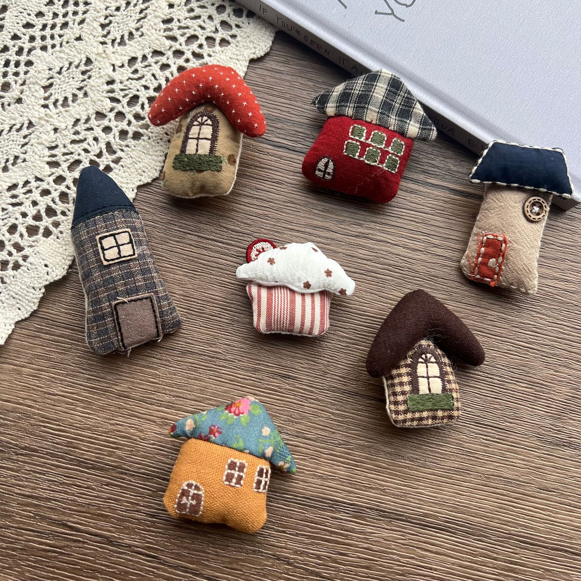 Stuffed Fabric Mushroom House  - Craft Embellishment 评论和价格