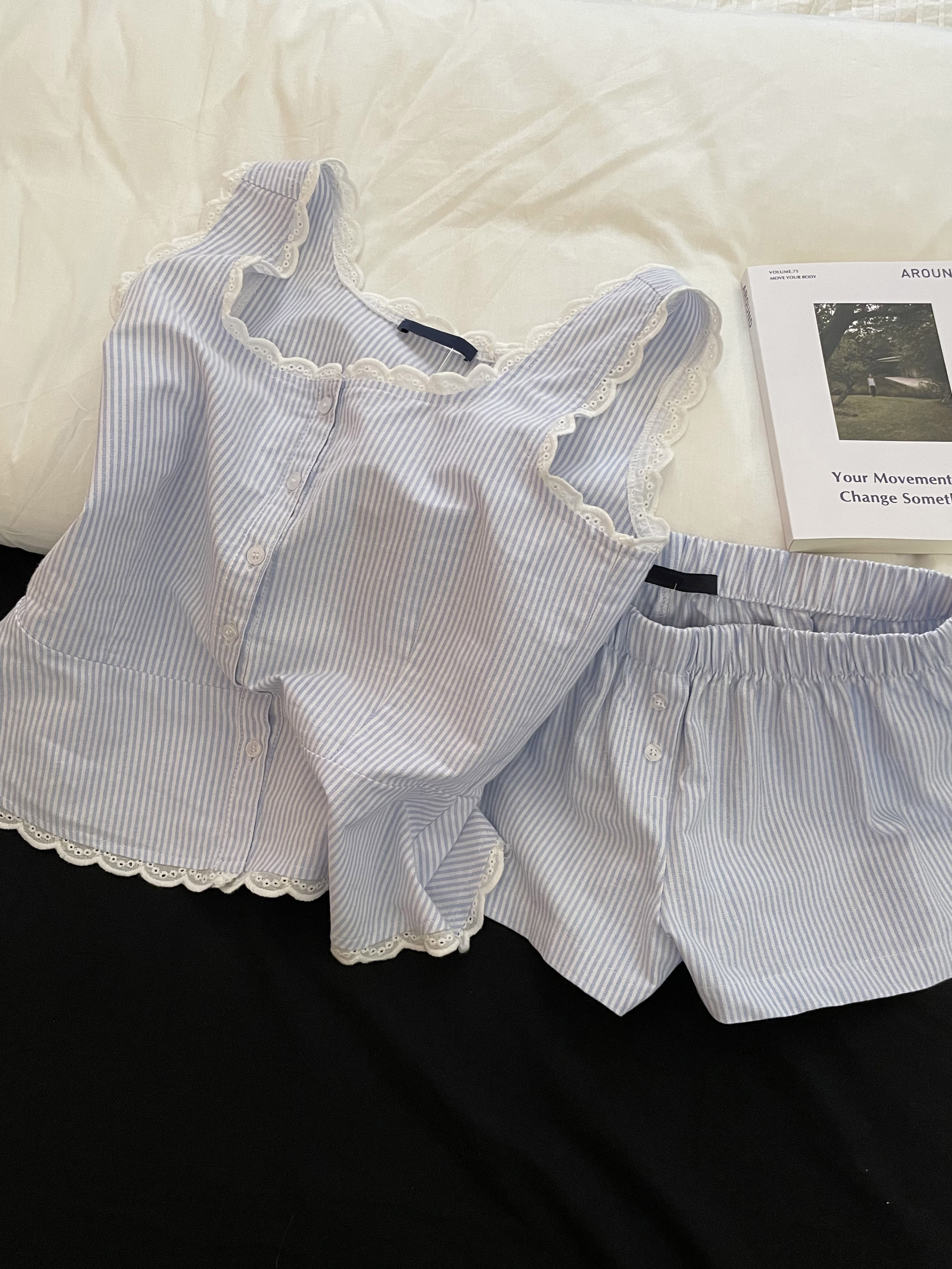 Blue Striped Shorts 2 Piece Se - Elastic Lace Trim 评论和价格