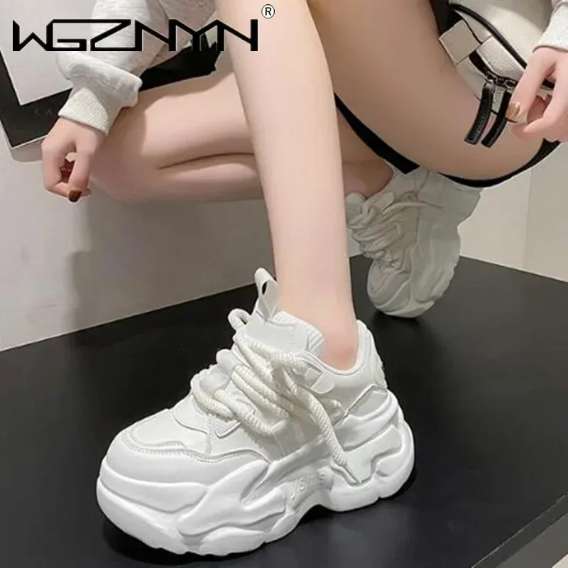 NEW 2025 Women High Platform C - Guipure Lace Panel 评论和价格