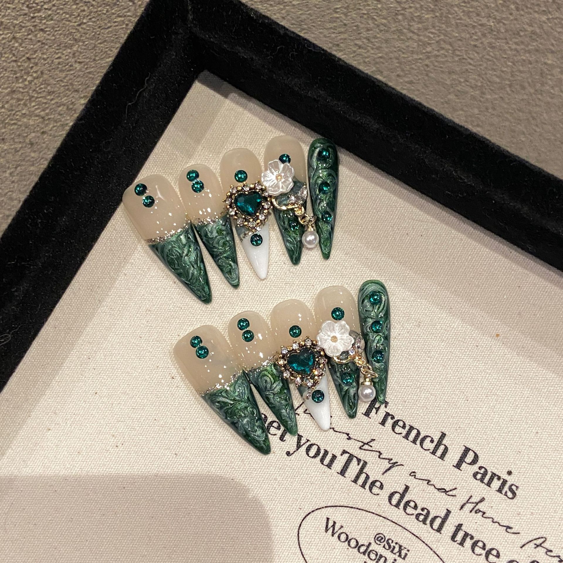 10Pcs Handmade Elegant French  - Embroidery Embellishments 评论和价格
